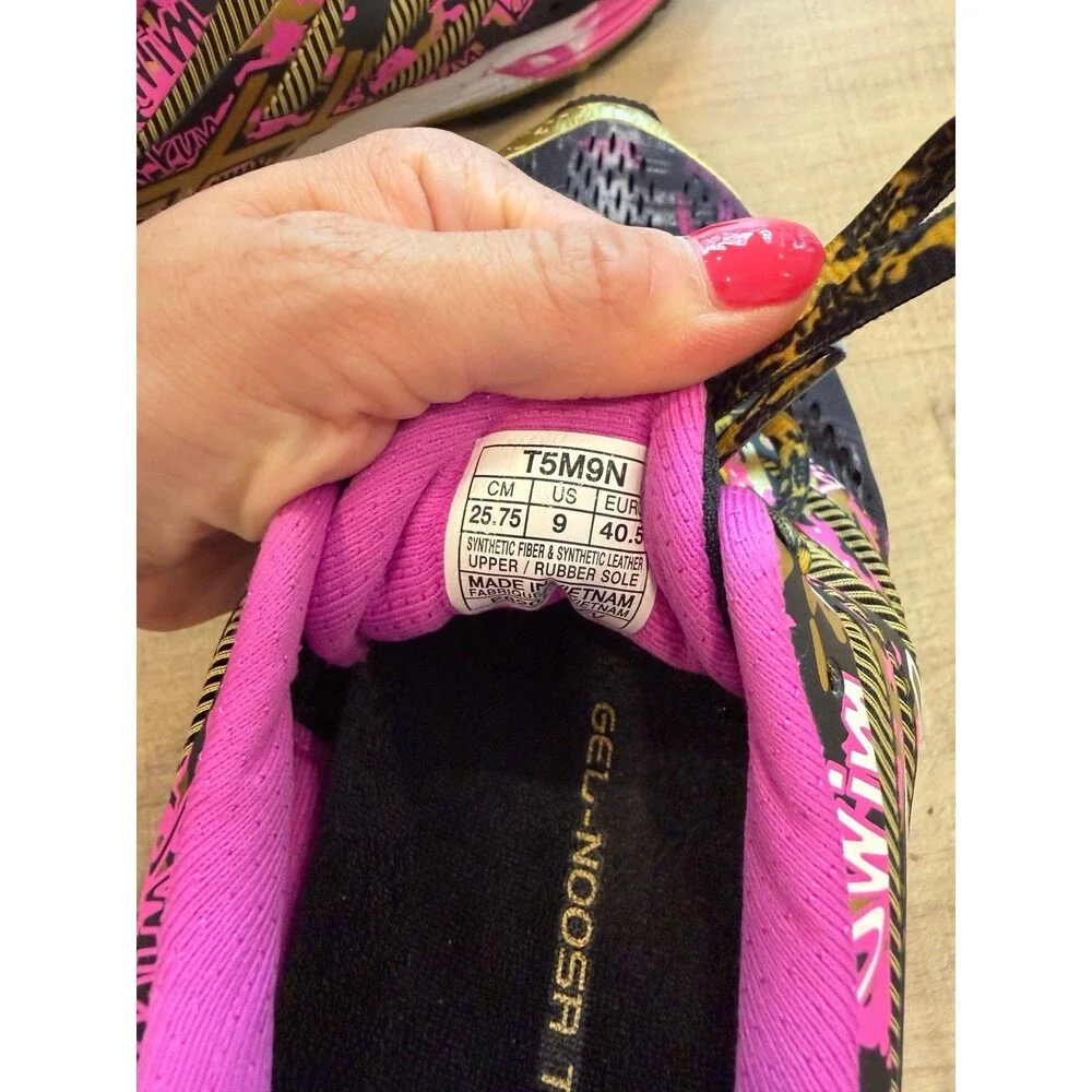 Like New ASICS Gel Noosa Tri 10 Women's Pink Black Gold Athletic Running Shoes
